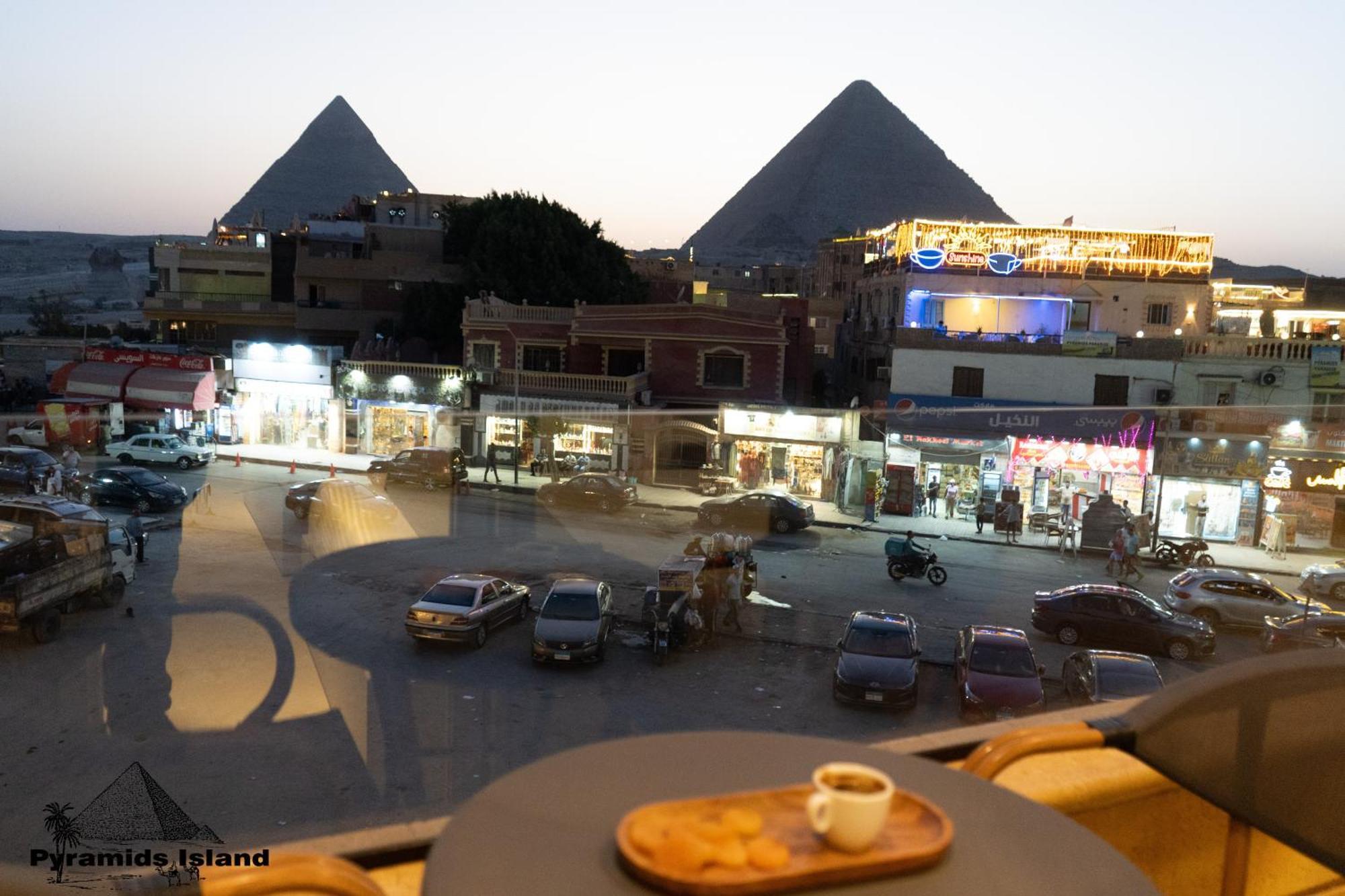 Pyramids Island Bed and Breakfast Kafret el-Gabal Exteriör bild