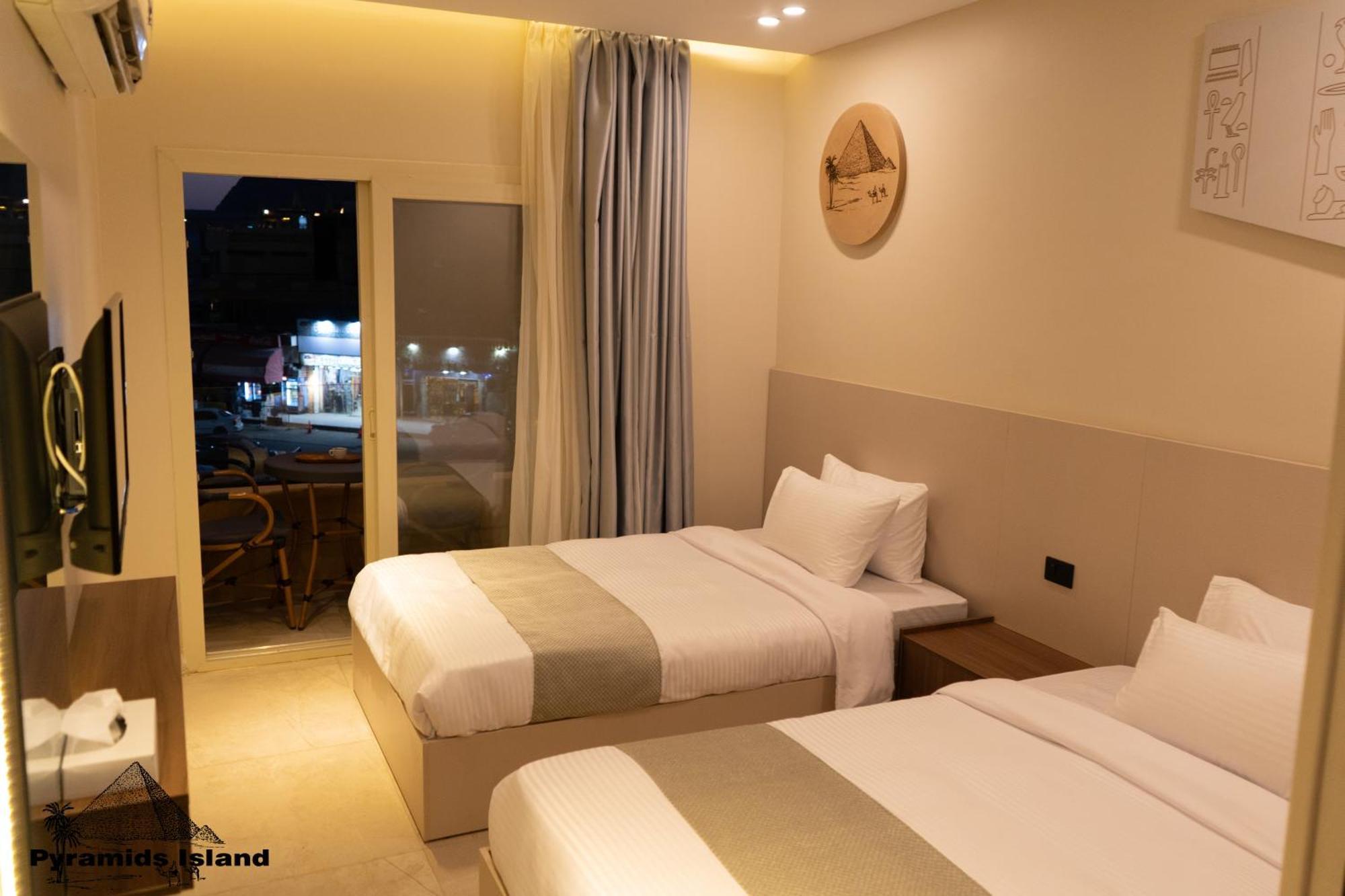 Pyramids Island Bed and Breakfast Kafret el-Gabal Exteriör bild