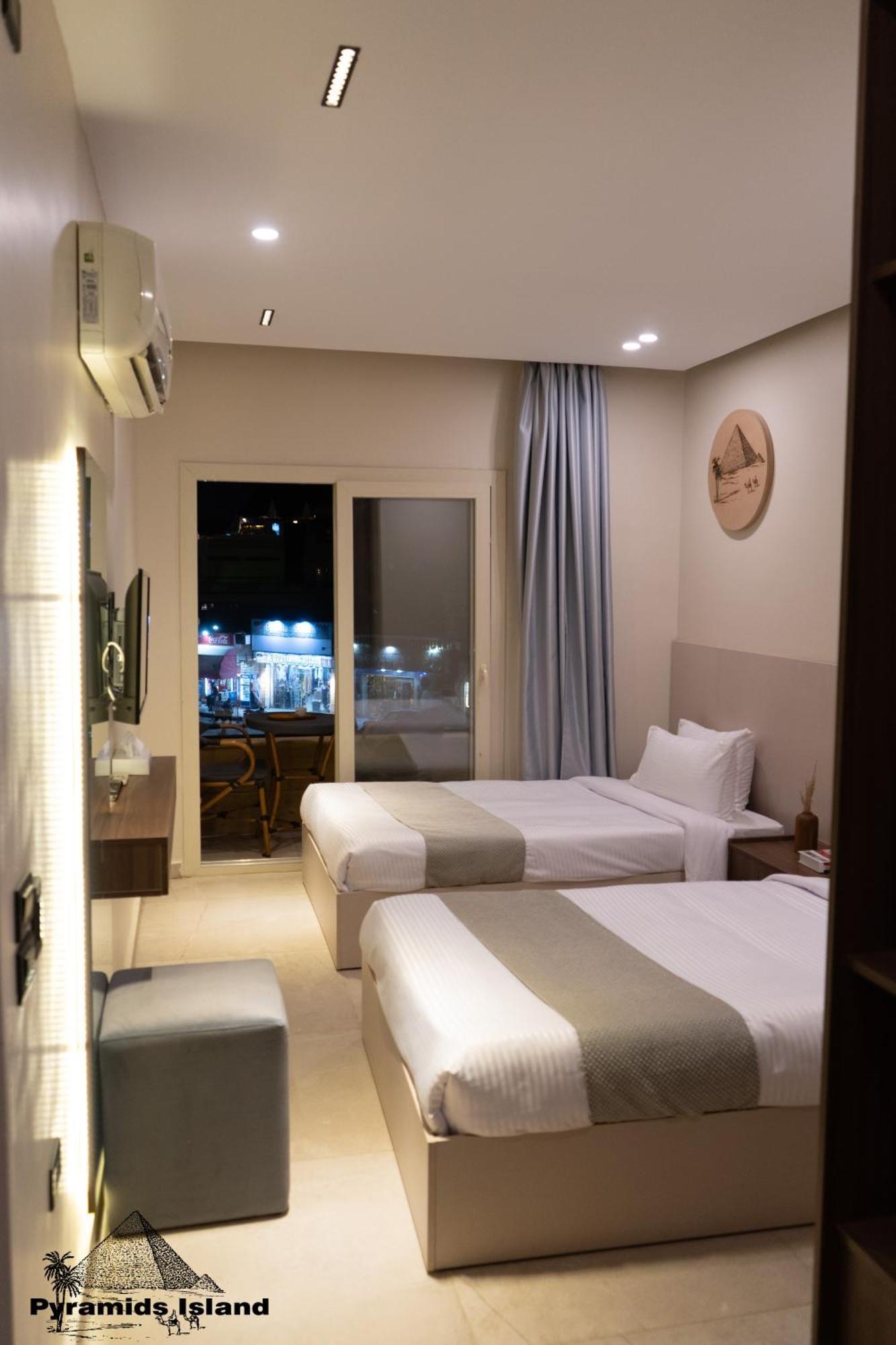 Pyramids Island Bed and Breakfast Kafret el-Gabal Exteriör bild