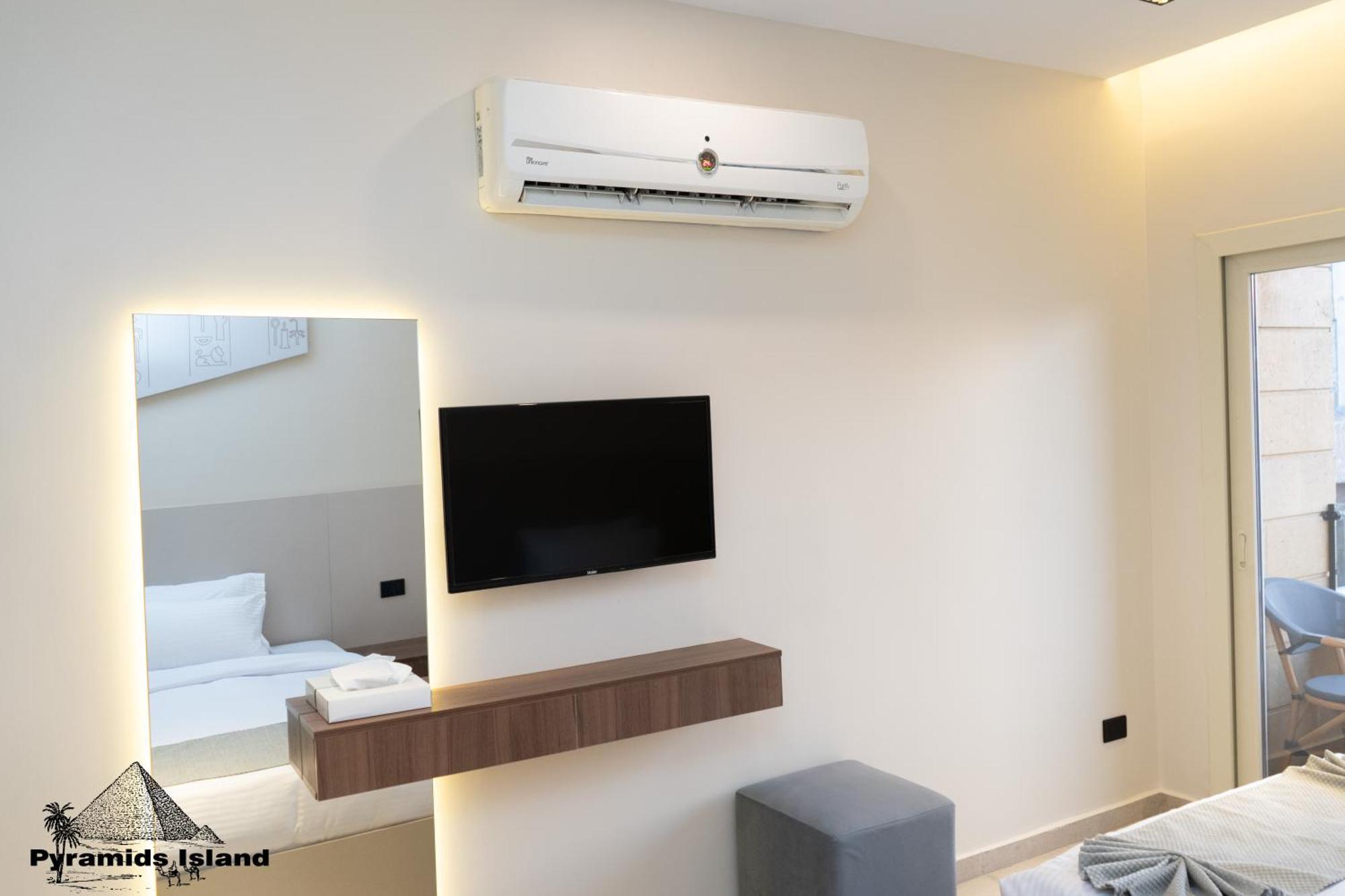 Pyramids Island Bed and Breakfast Kafret el-Gabal Exteriör bild