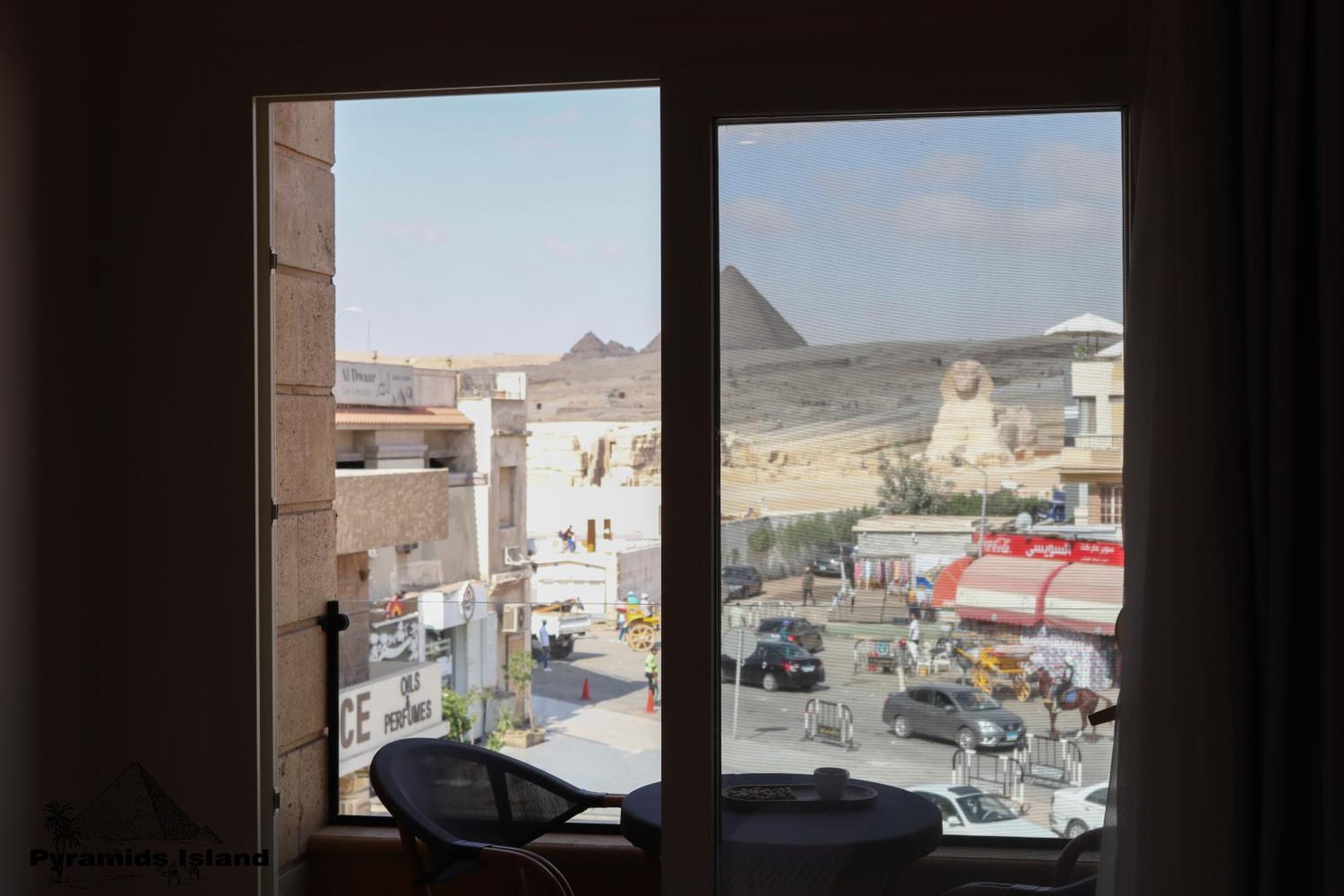 Pyramids Island Bed and Breakfast Kafret el-Gabal Exteriör bild