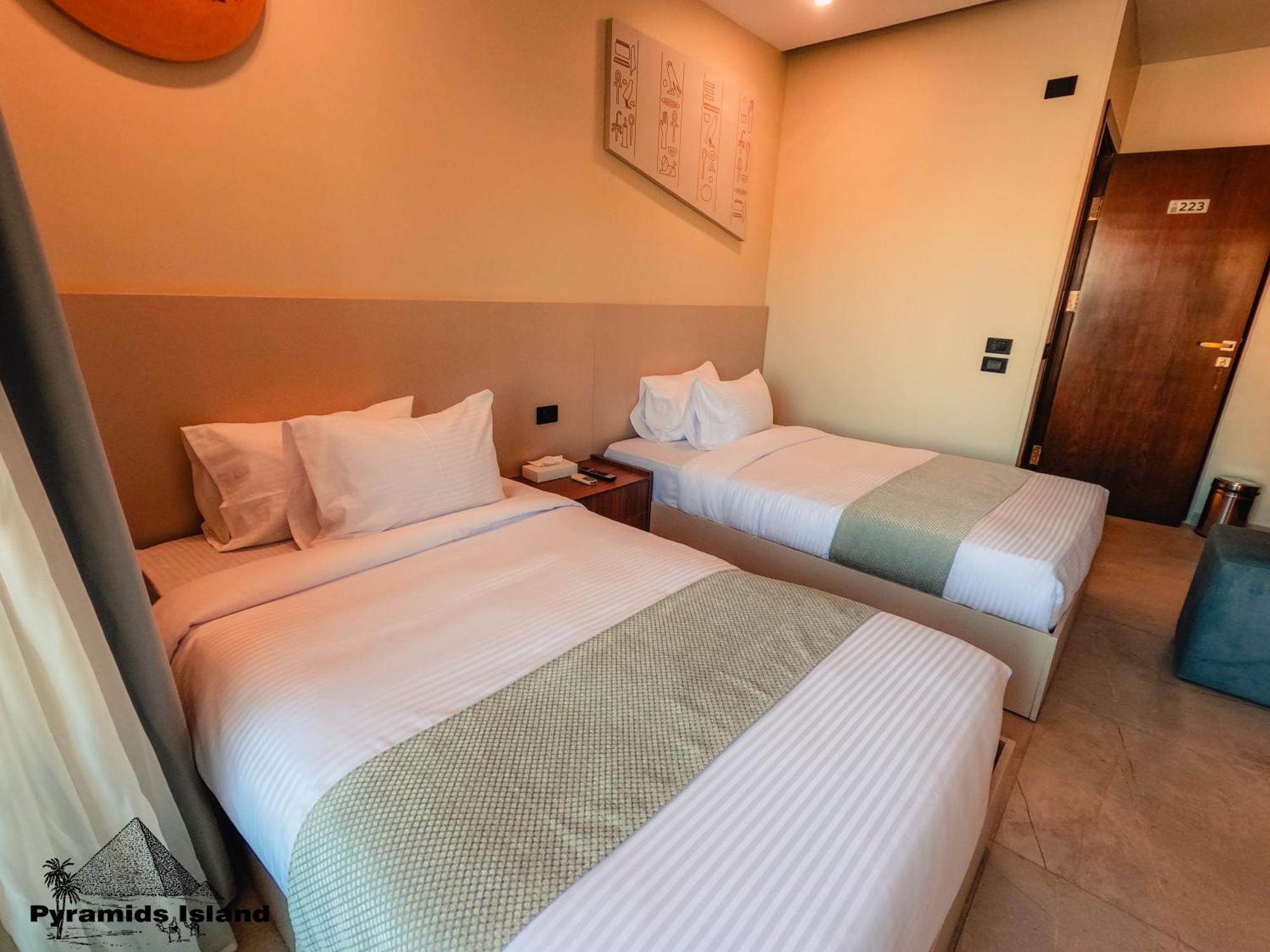 Pyramids Island Bed and Breakfast Kafret el-Gabal Exteriör bild