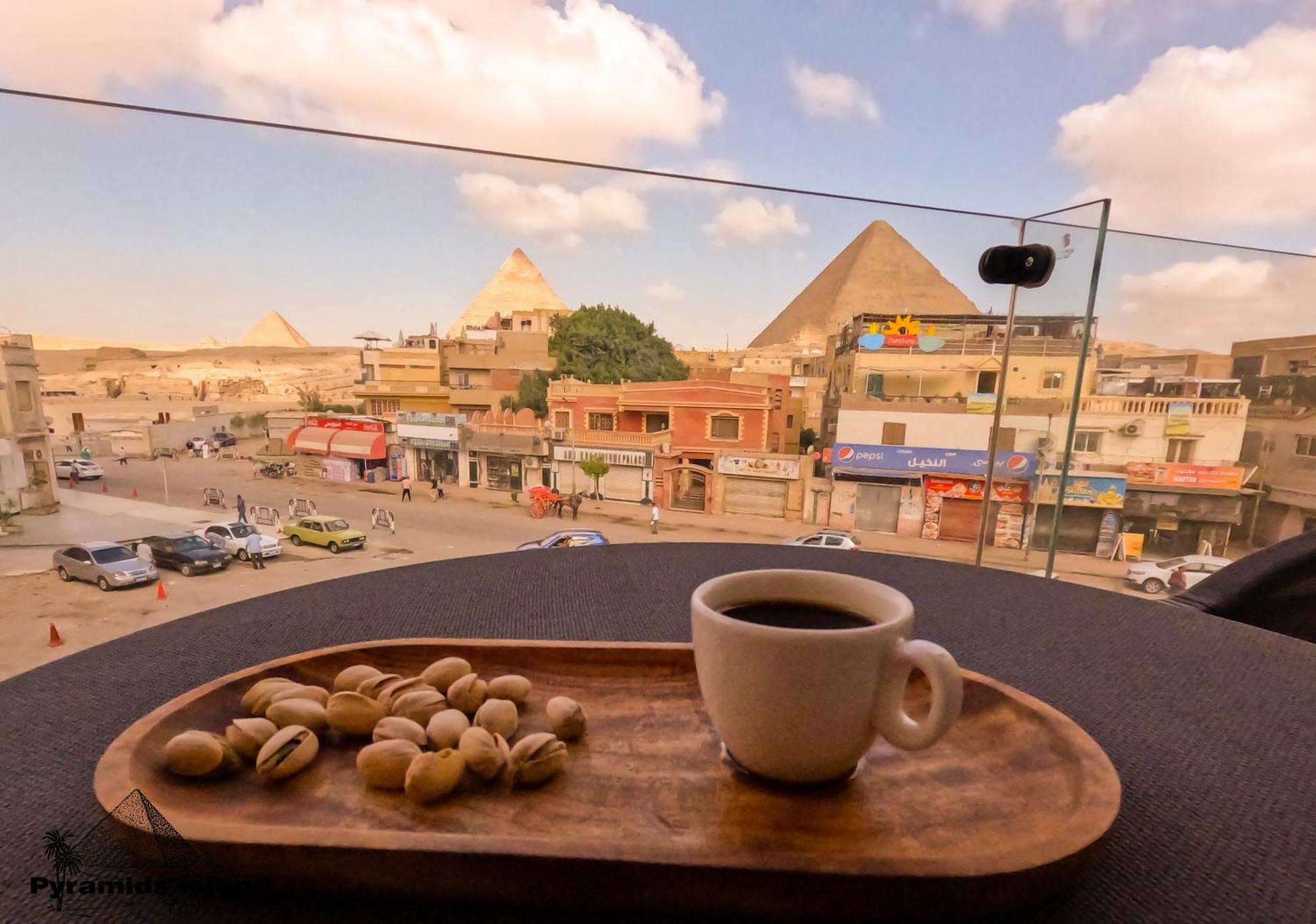 Pyramids Island Bed and Breakfast Kafret el-Gabal Exteriör bild