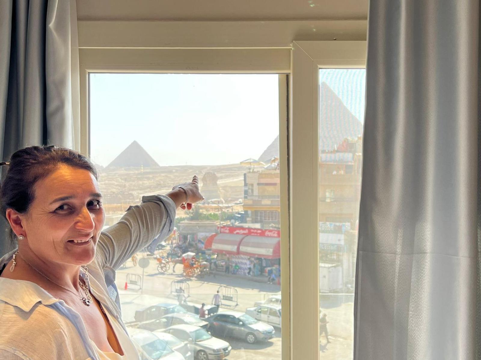 Pyramids Island Bed and Breakfast Kafret el-Gabal Exteriör bild